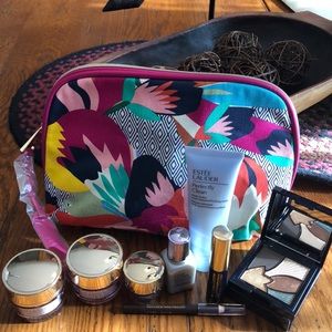 NWT ESTEE LAUDER gift set